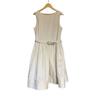 Isaac Mizrahi Cream Fabric Label